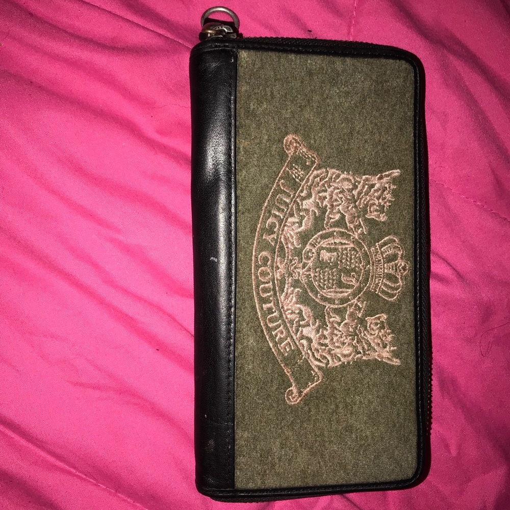 Juicy couture wallet